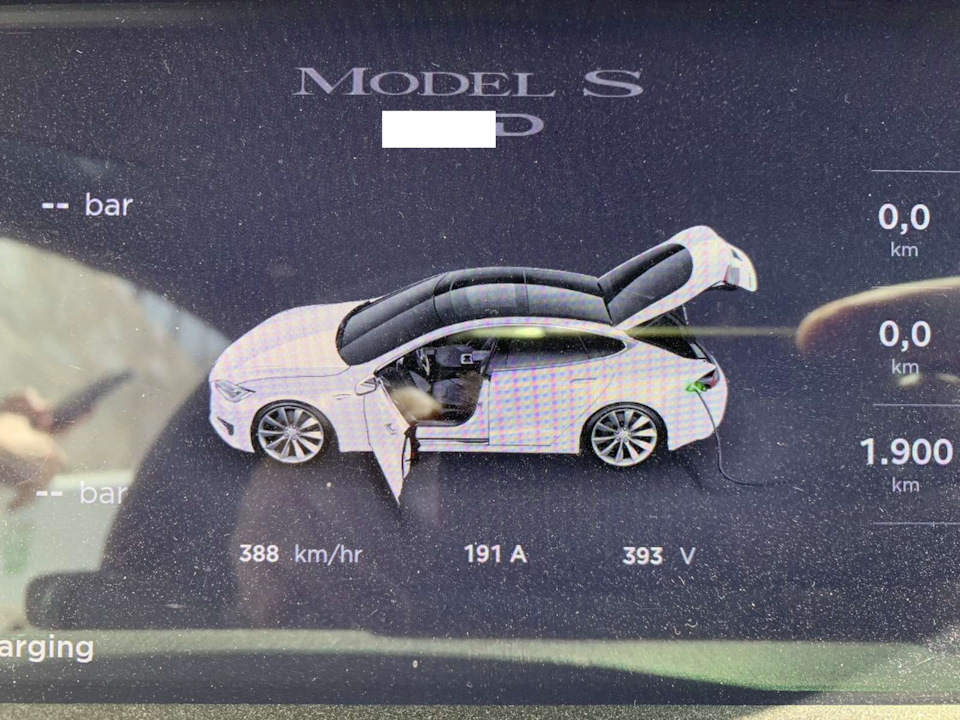 Рік експлуатації Tesla Model S 75D та 20тис. 3