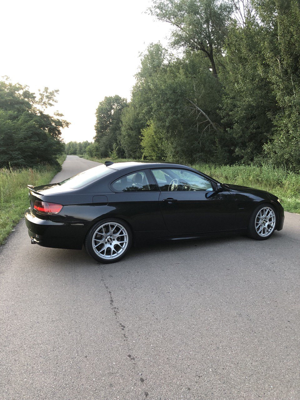 Порівняння model s vs bmw 335D 3