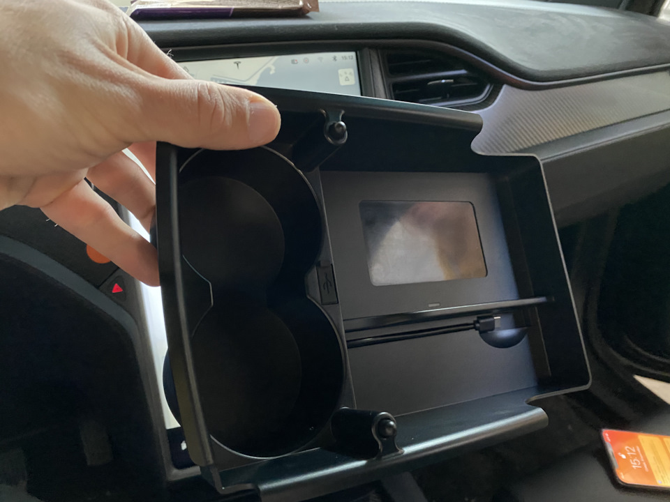 Бездротова зарядка для Tesla Model X/S 2