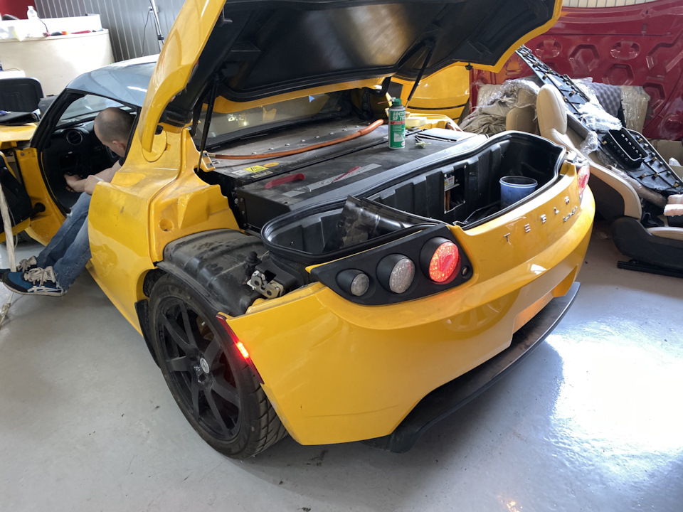 Перша спроба запустити Roadster 2