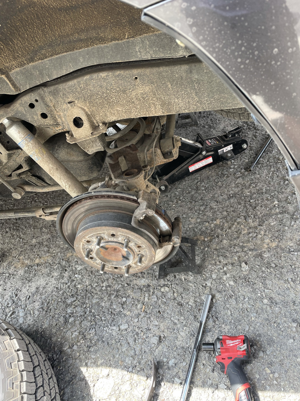 Brakes, skid plate and wheel spacers 5