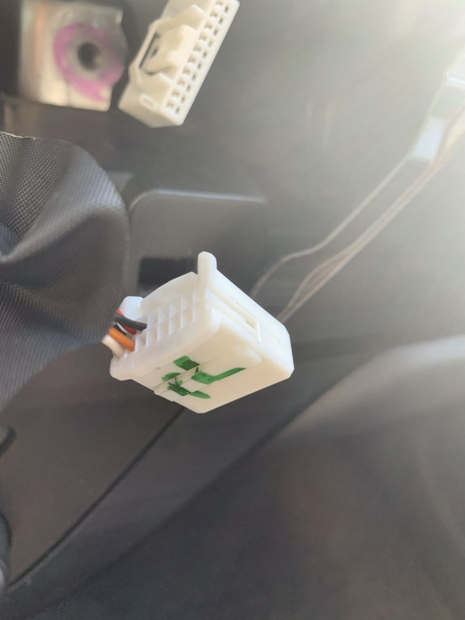 Оновлення штатного ГУ Toyota Touch на Toyota Touch 2 with Go - Plus 5