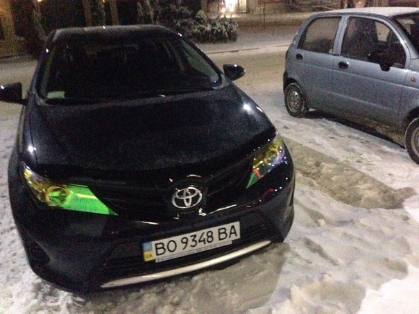 Тонування фар, затягнув плівкою фари. 4