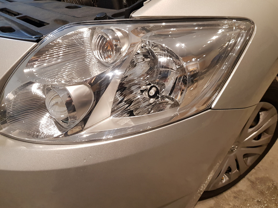 Поліровка фар, бронеплівка та TRD 3