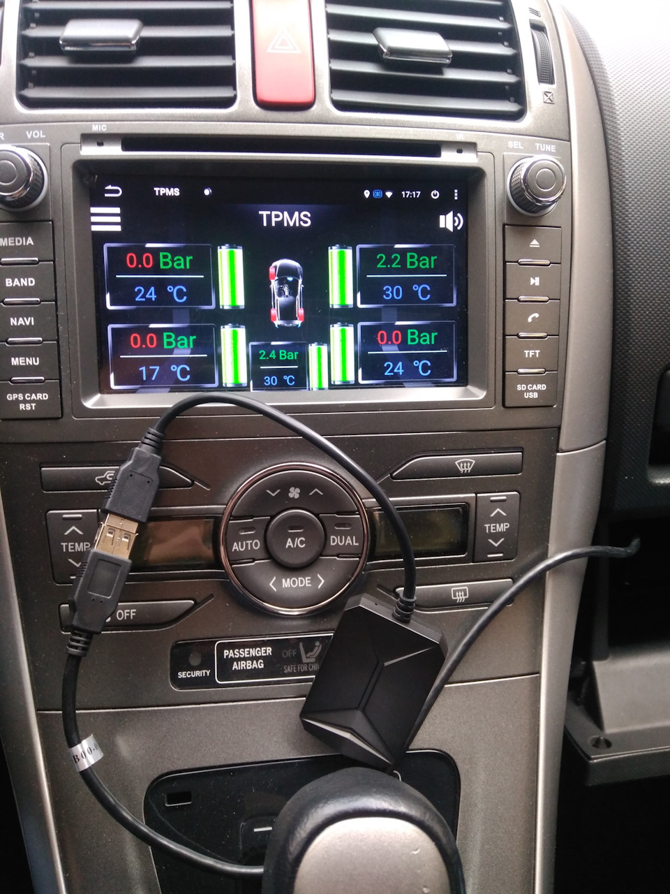 Сезонний шиномонтаж + установок системи контролю тиску шин TPMS 4
