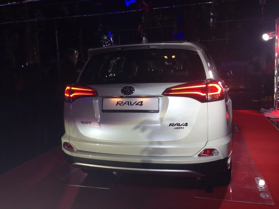 Презентація нового Toyota RAV4