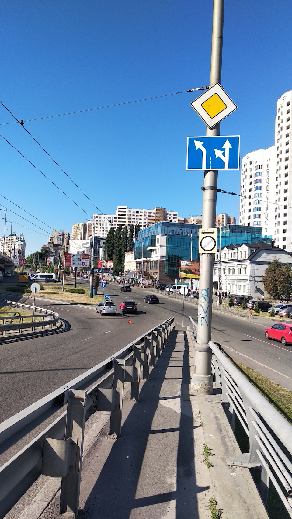 Коли навіть виконання правила ДДР (дай дорогу дурню) не працює 2