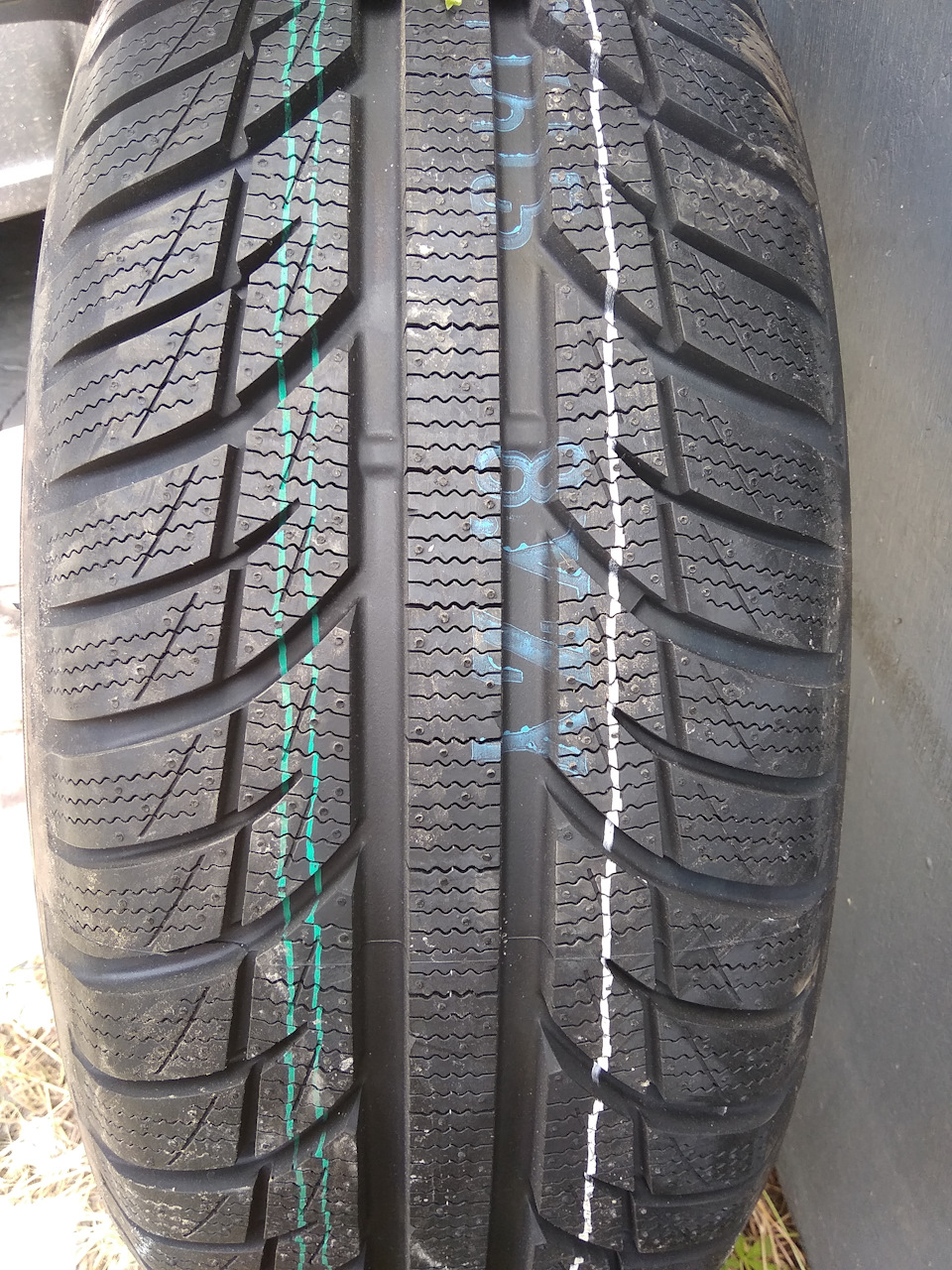 Шини зимові Toyo Snowprox S943 - 205/60R16 4