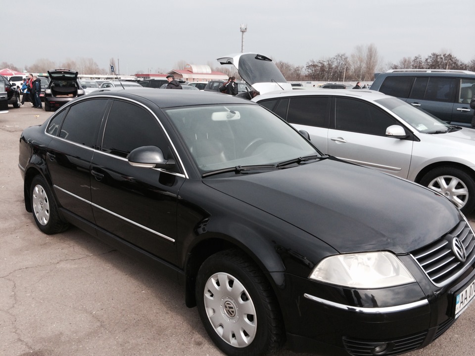 Порівняння аурису та пасату B5 2005 2