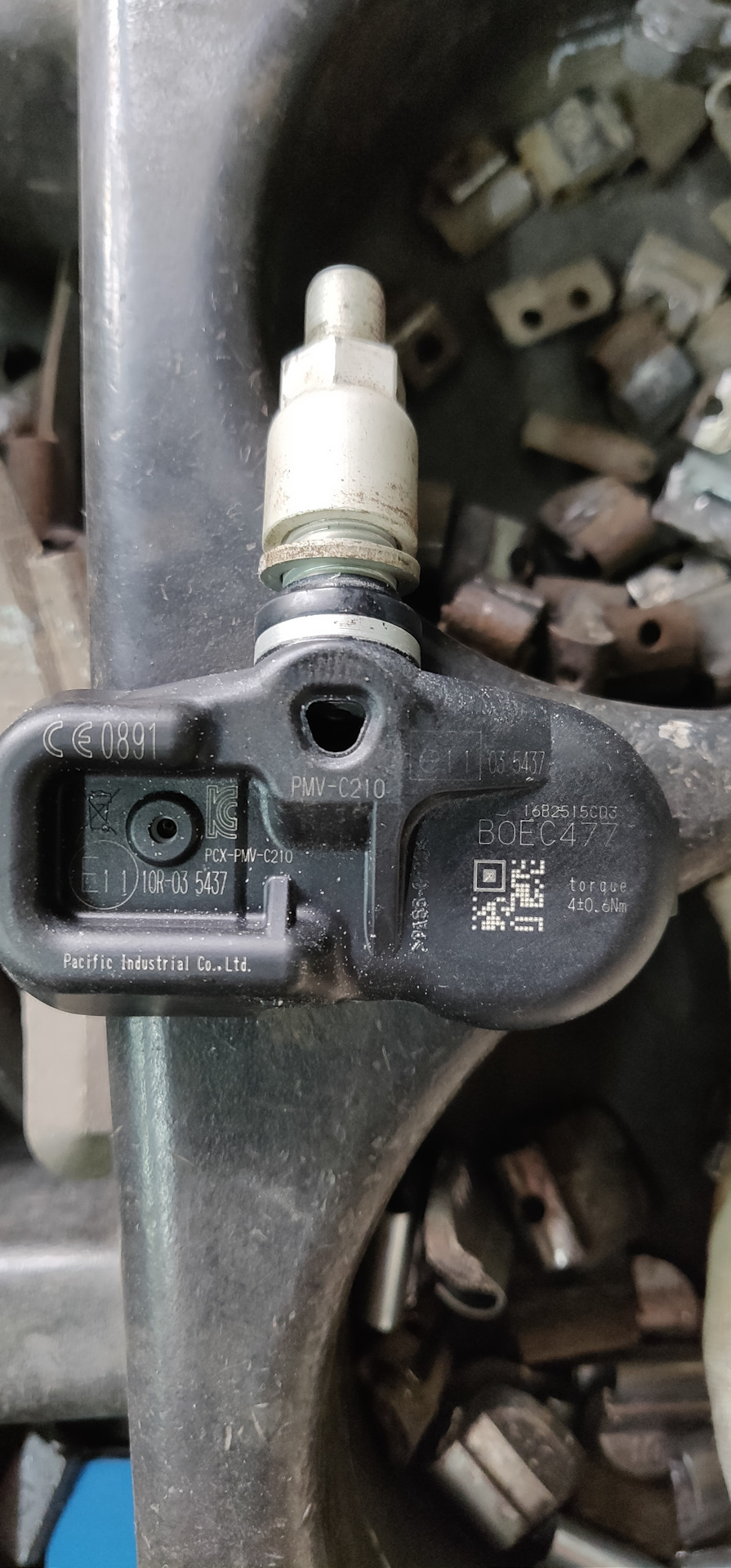 Функцію TPMS нам у колеса 5