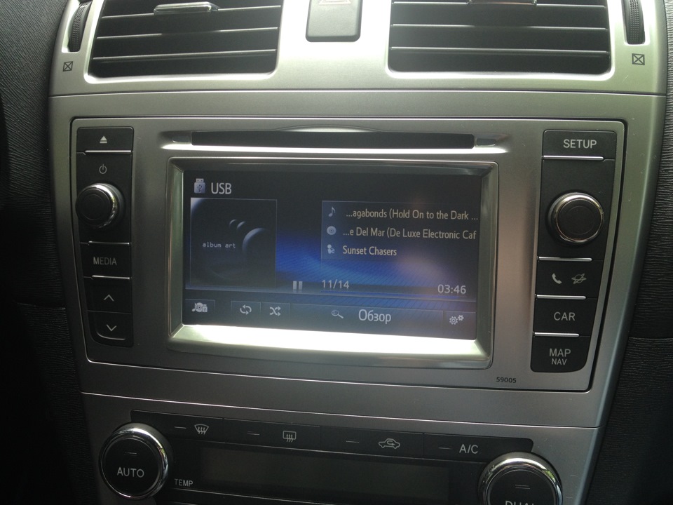 Toyota Touch 2 в Avensis T27 2