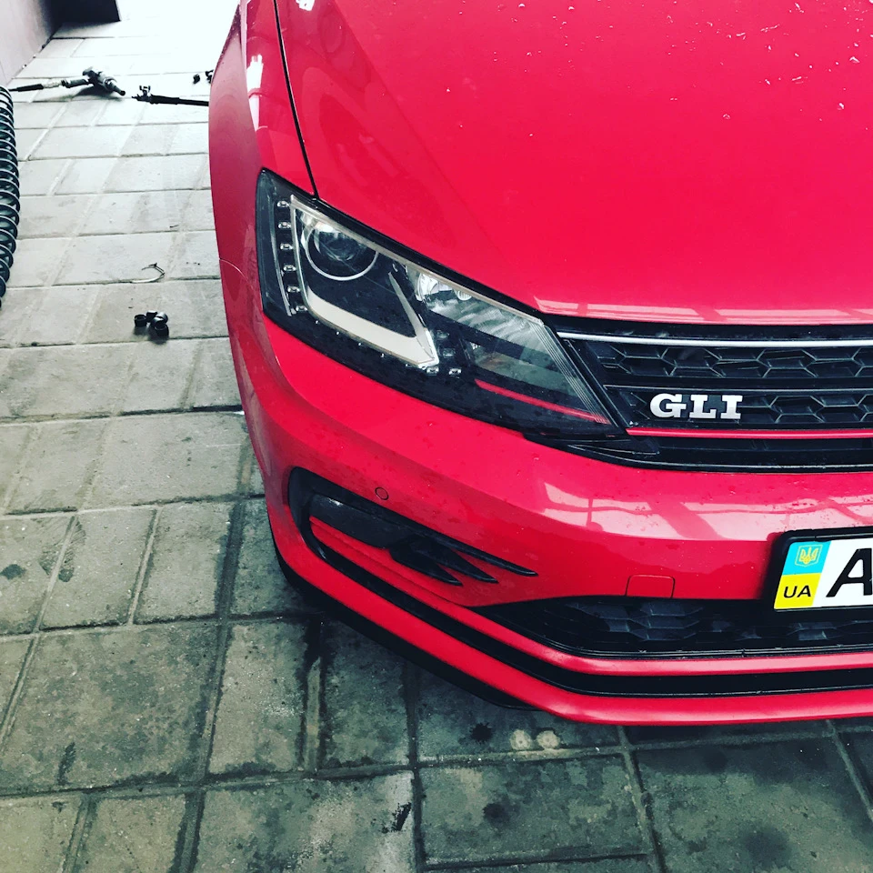 інше маля