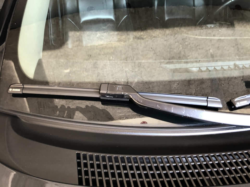 Прикупив двірники BOSCH 3 397 007 538 =) 3