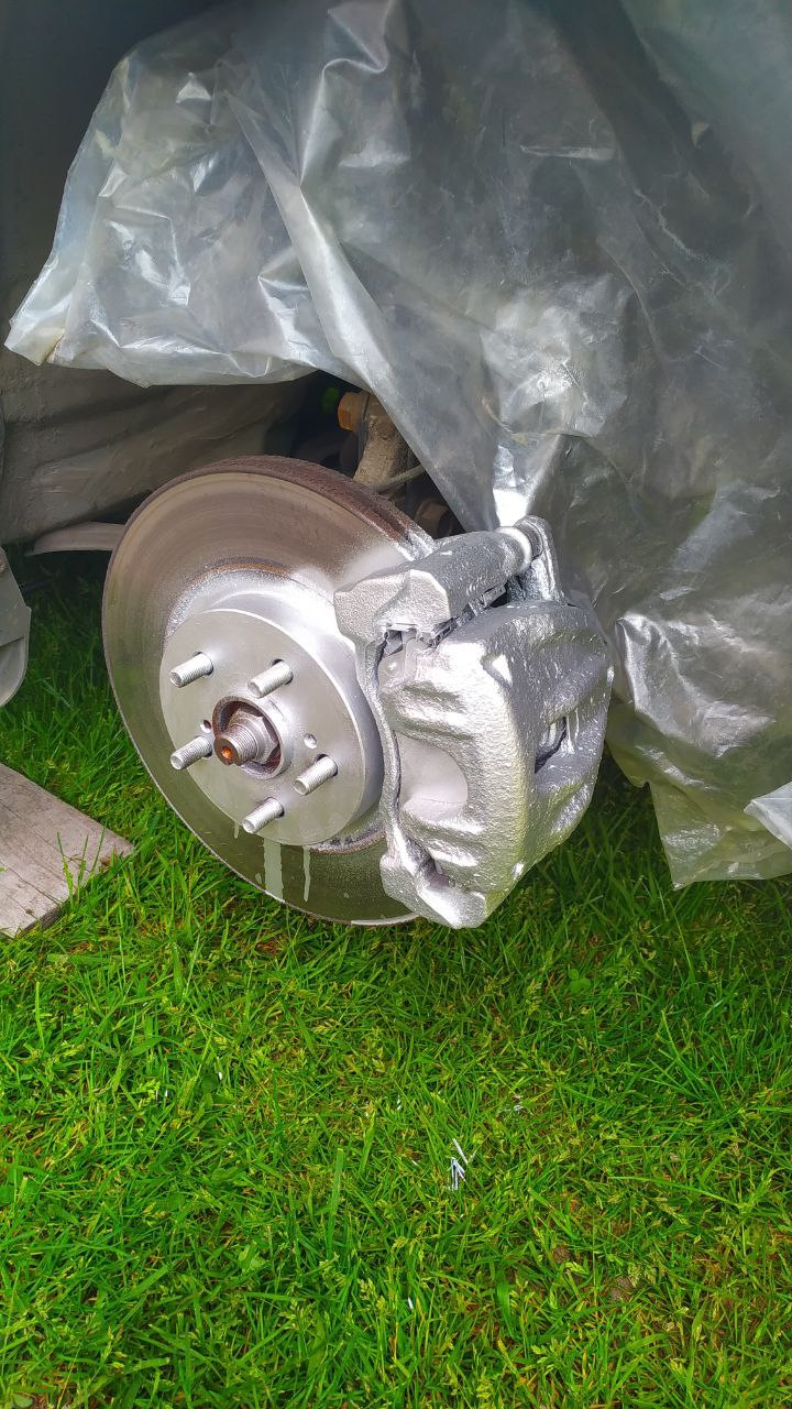 Фарбування супортів та заміна років. гуми та дисків 2