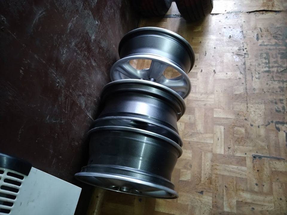 Покрасил диски 3