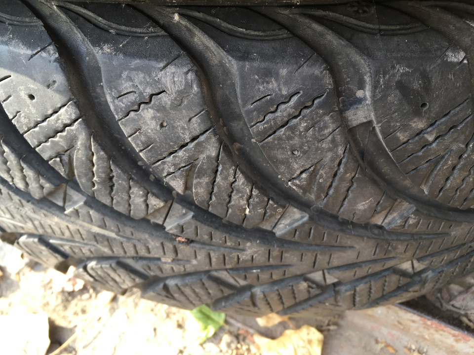 Б/У Зимові покришки GOOD YEAR Ultra Grip Extreme 5