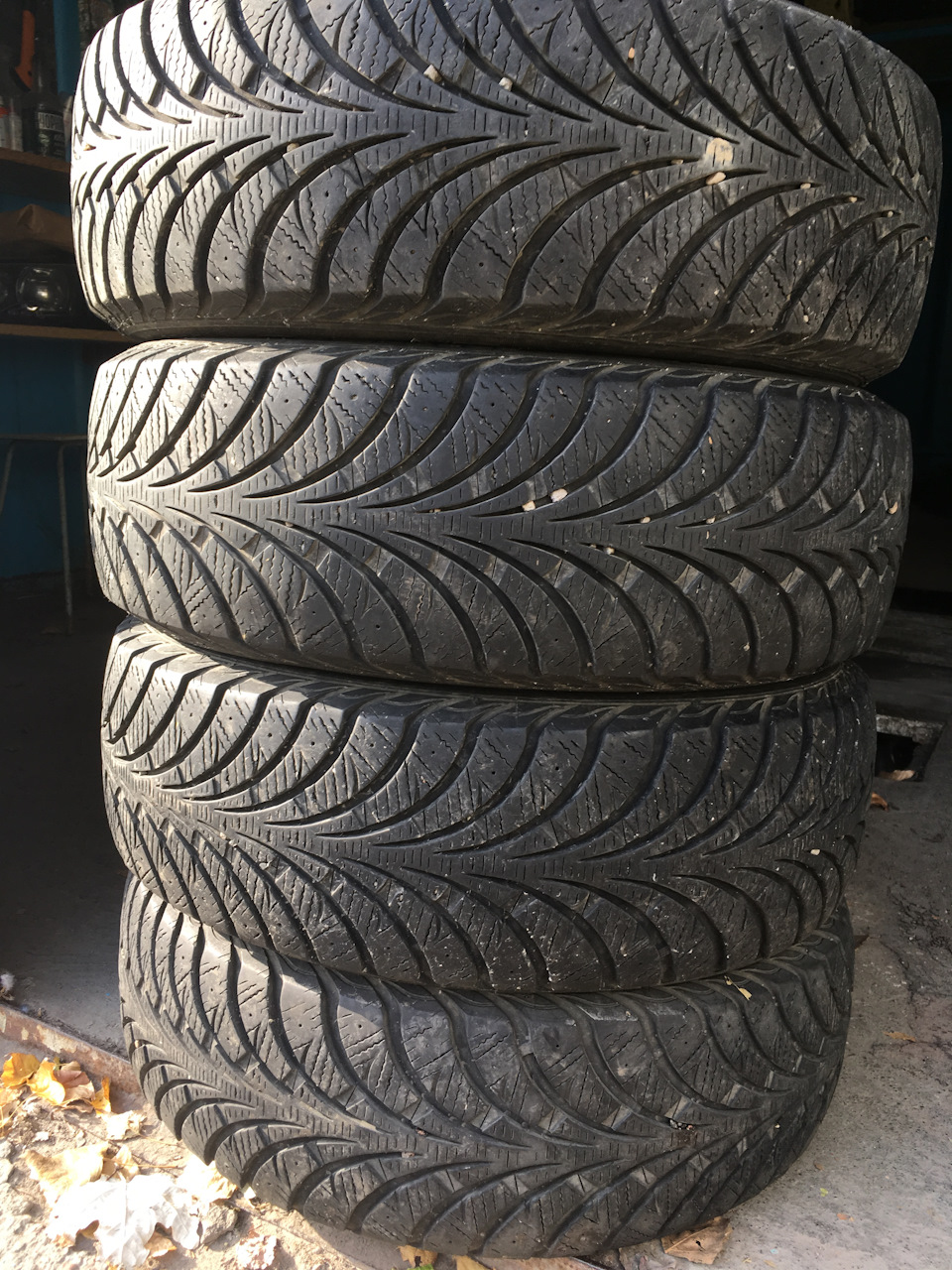 Б/У Зимові покришки GOOD YEAR Ultra Grip Extreme 4