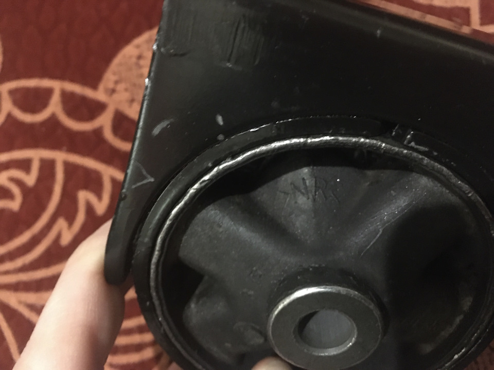 Передня подушка двигуна TOYOTA 12361-02090 5