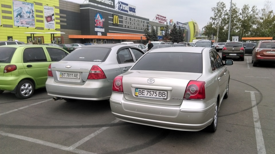 Авенсіс та Авео 2