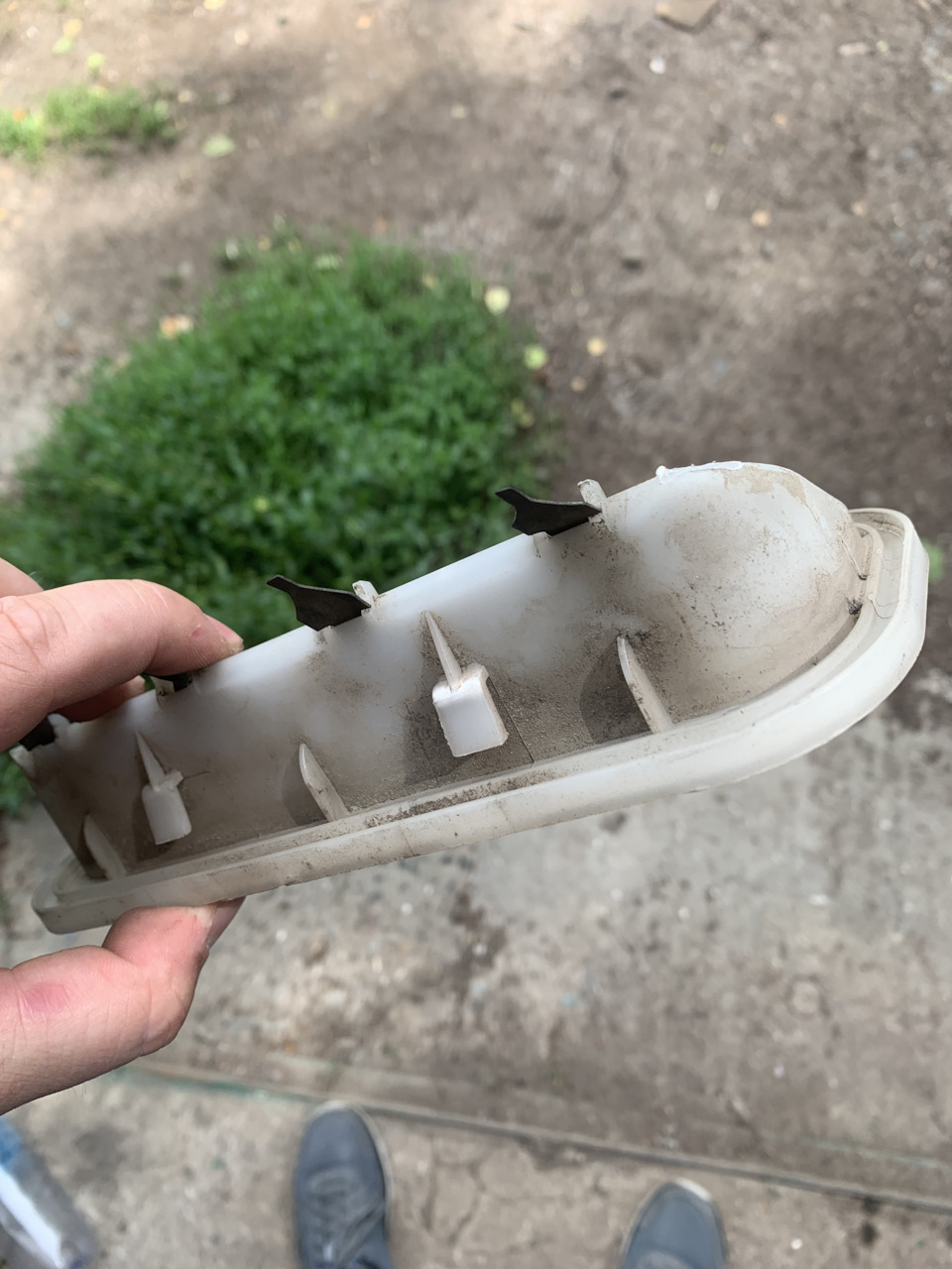 Стук в багажнику, поки 4