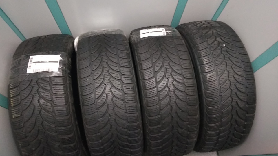 Шини зимові Bridgestone з Європи 1