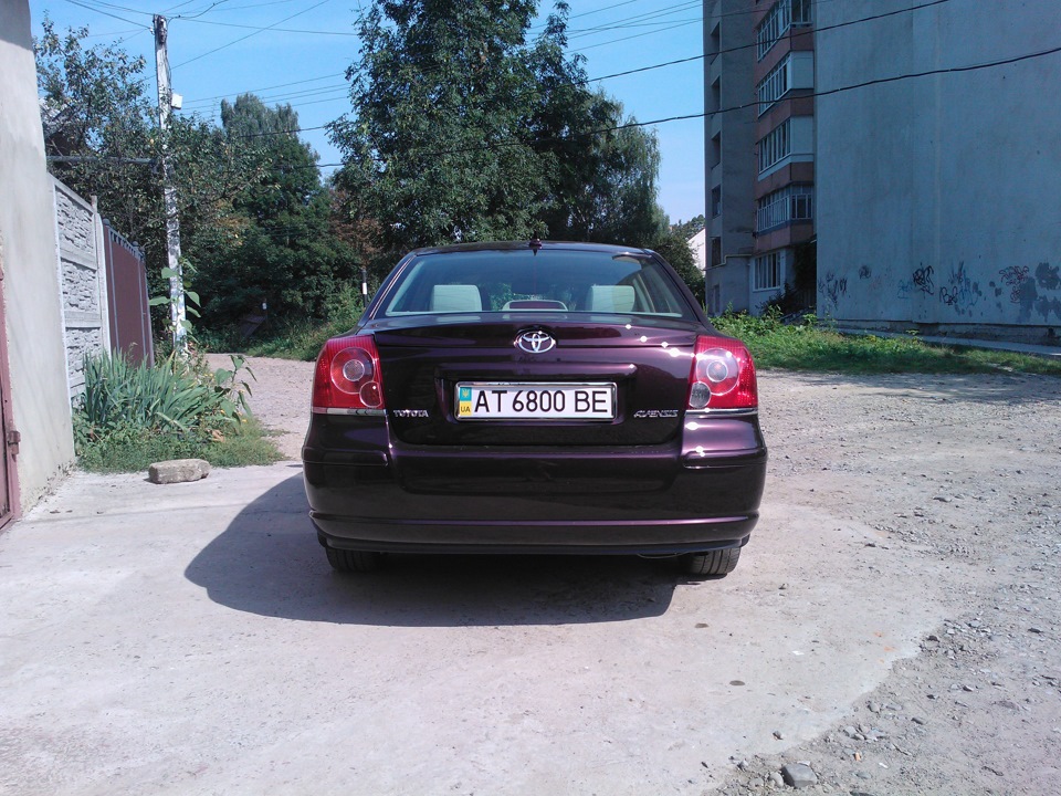 пофарбував… приміряв… 3