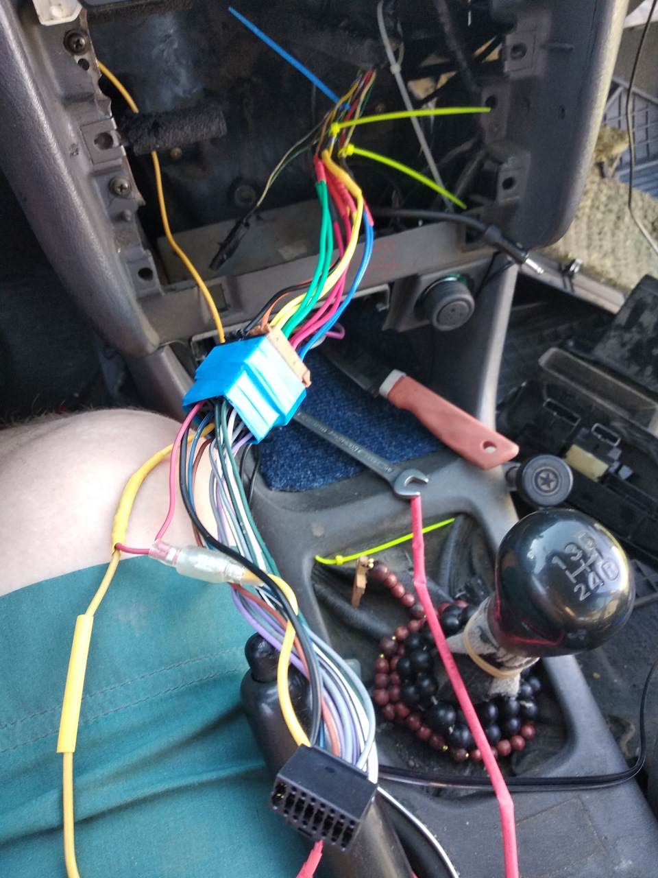 Нова магнітола в авік) 3