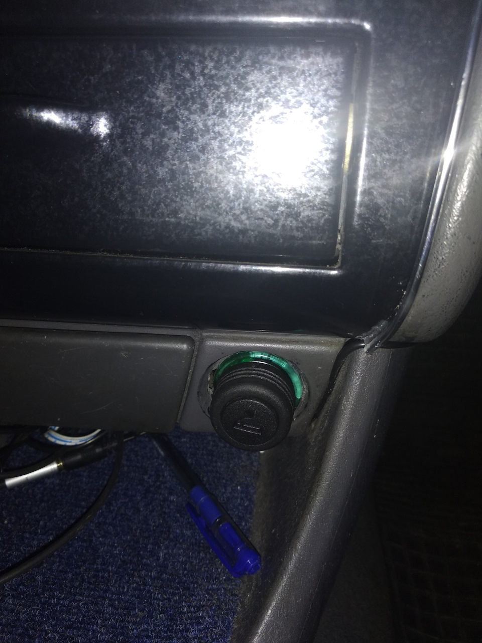 Прикурювач від Daewoo Nexia 5