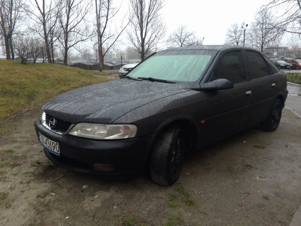 Колишній автопарк 3