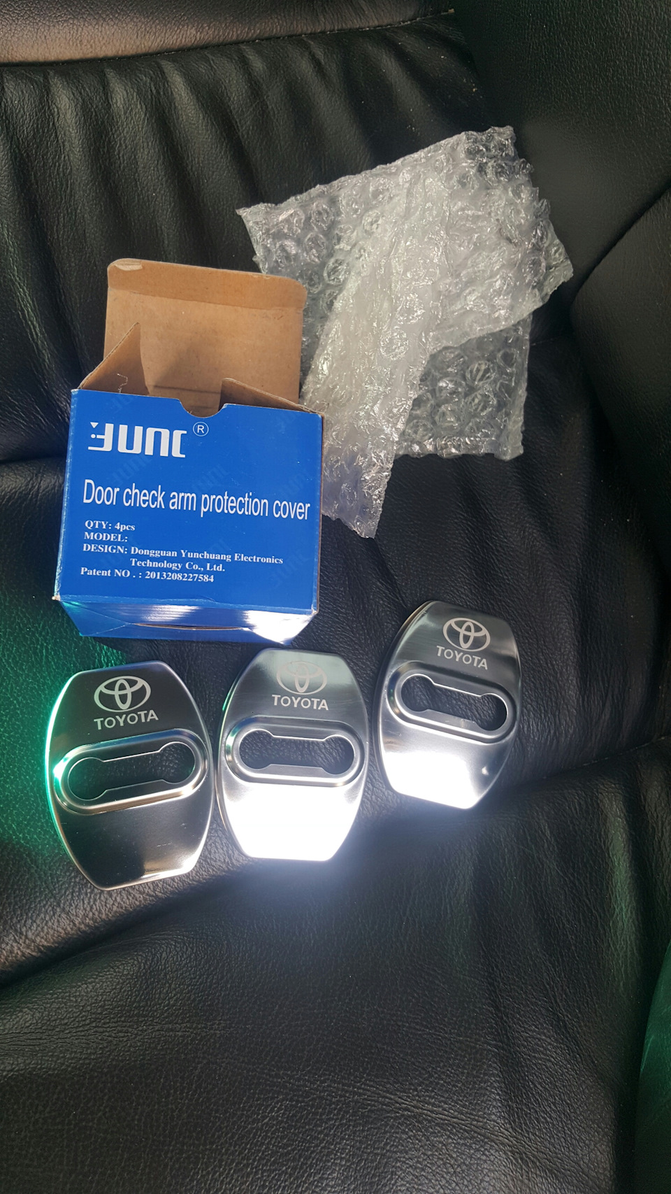 Накладки на петлі і трохи блиску. 4