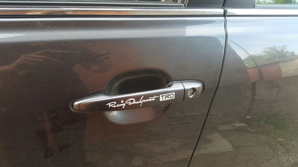 Наклейки TRD на ручки. 1