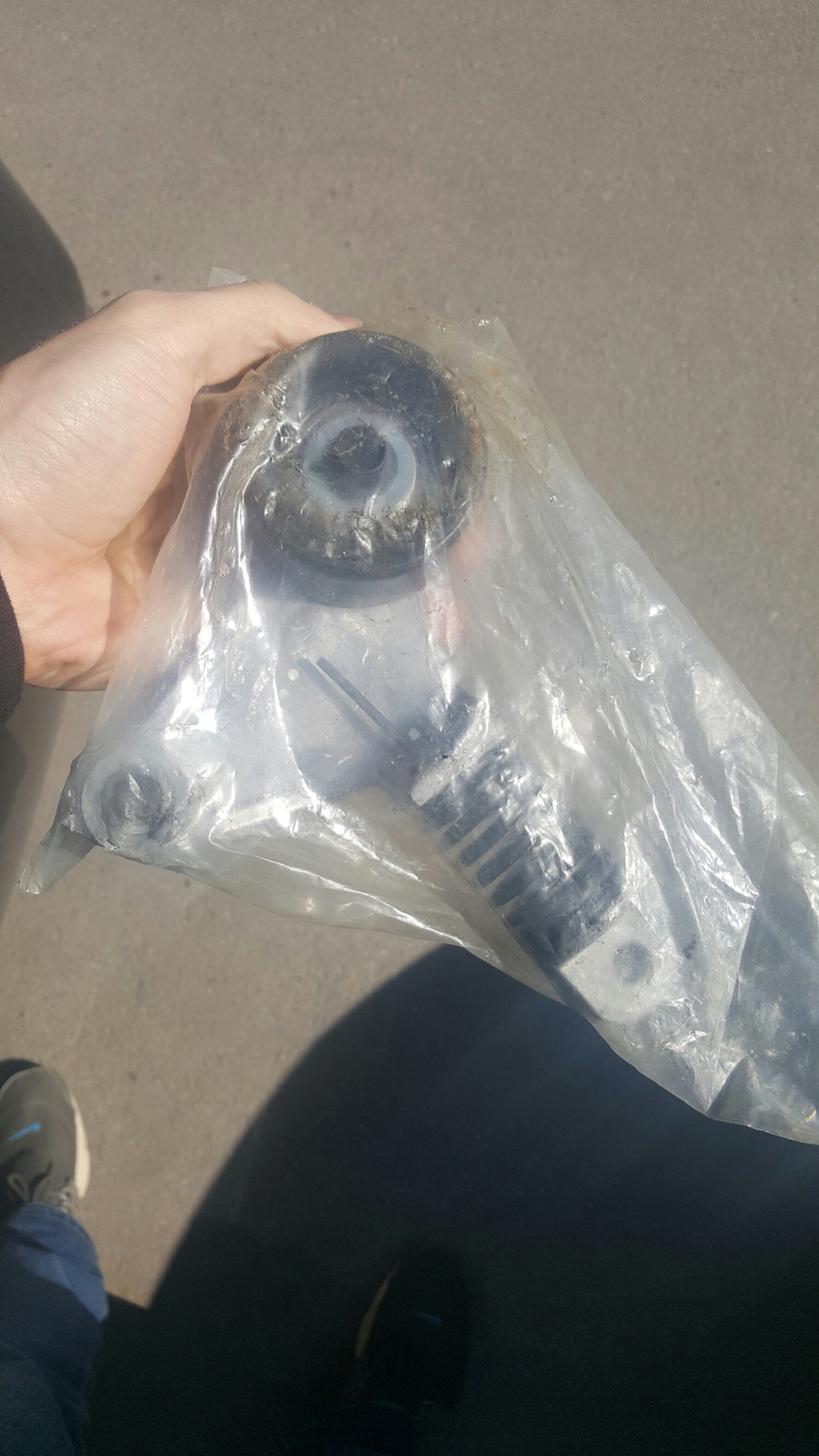 Зміна натягувача в зборі та ремінь. 2