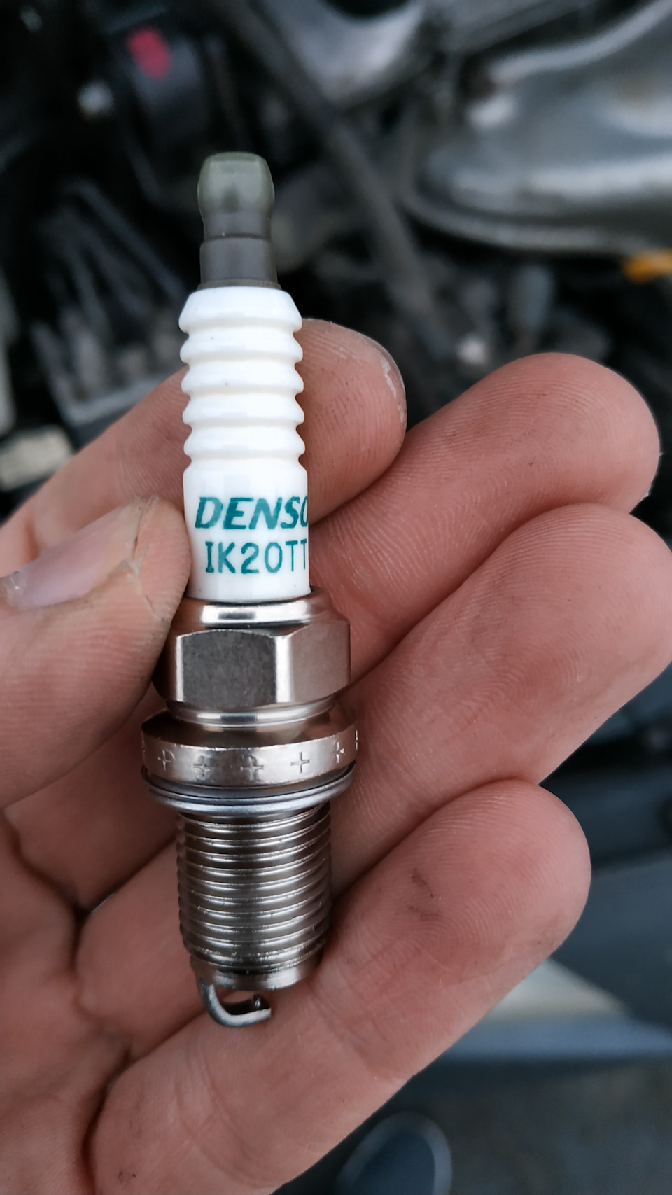 Заміна свічок Denso TT 2