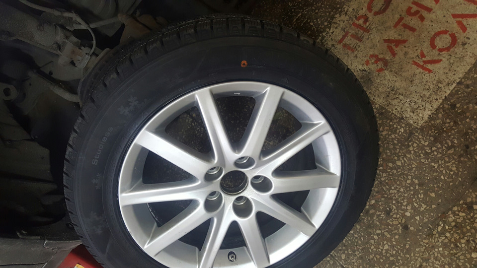 Зимова гума kumho kw 31 4