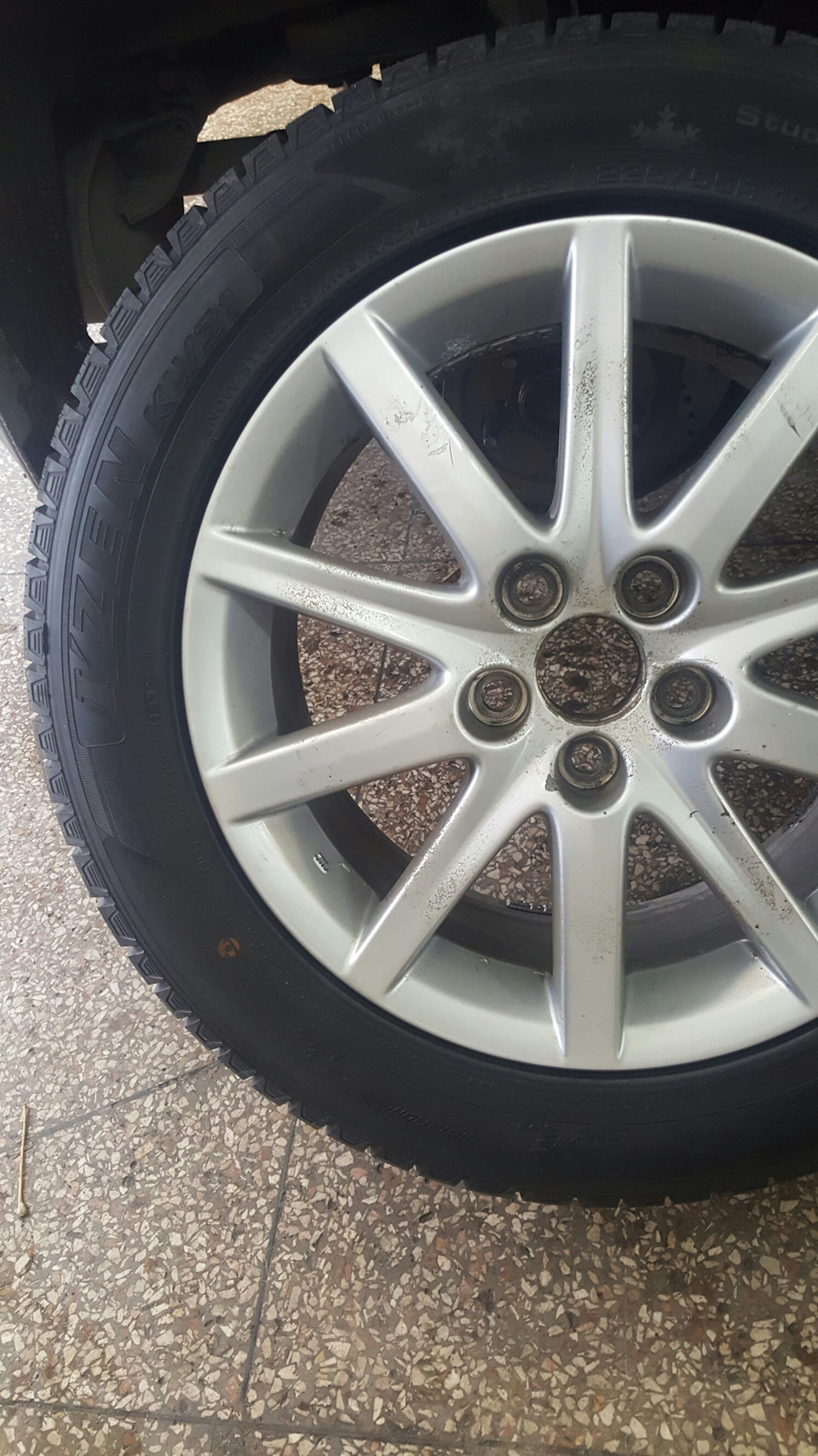 Зимова гума kumho kw 31 5
