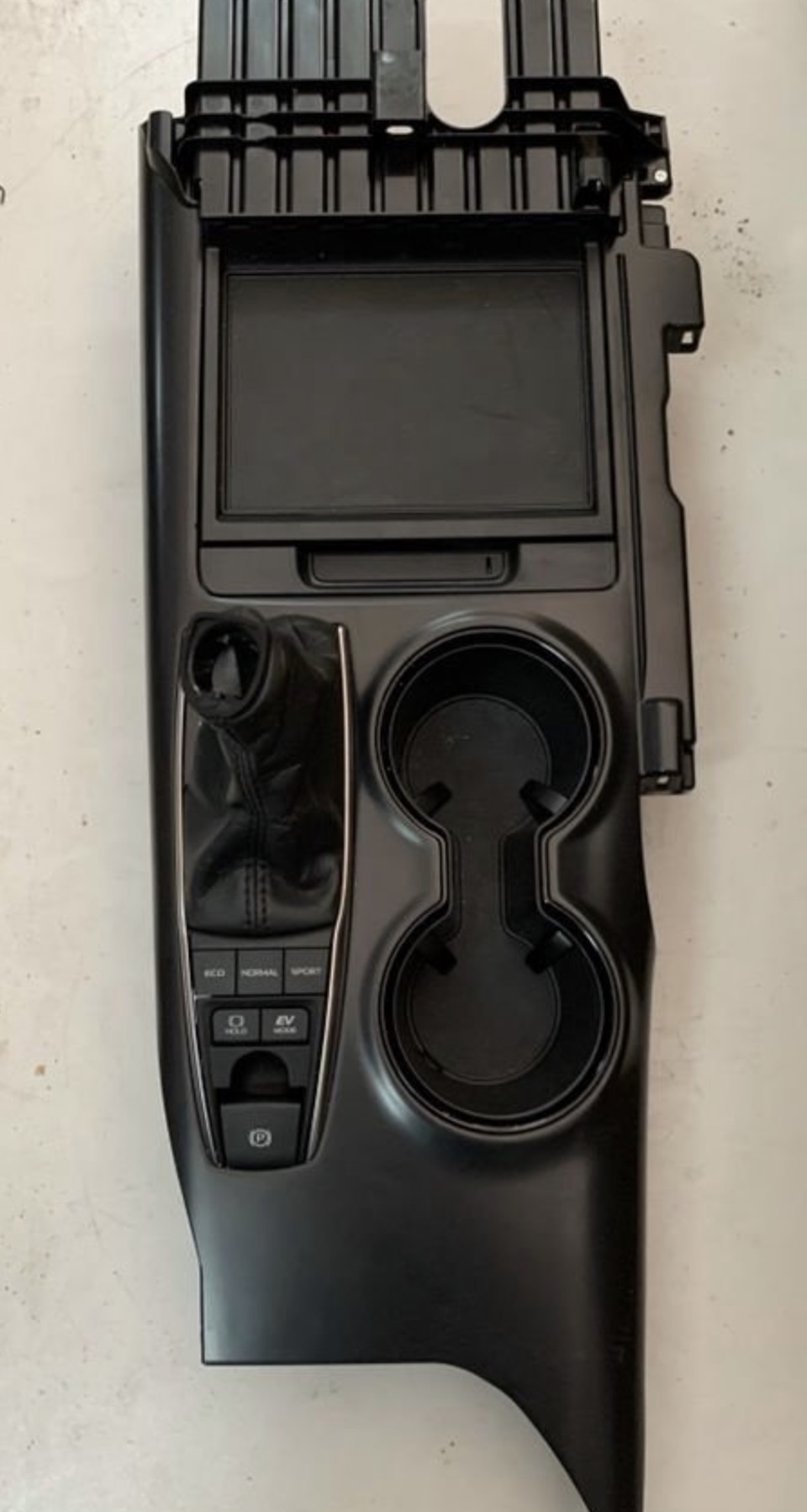 КнопкиECO , NORMAL , SPORT , EV mode 1