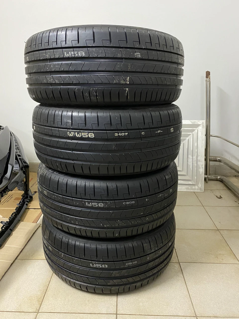 Шини на Літо Pirelli P Zero PZ4-Sport OM Porsche 245/35 r20
