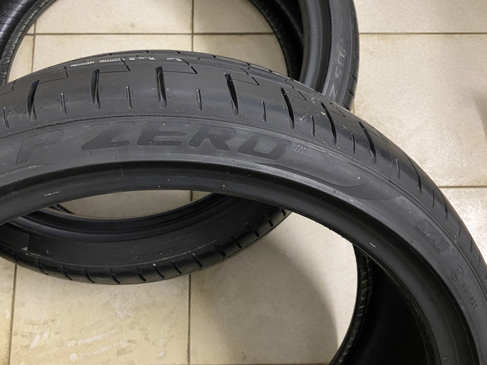 Шини на Літо Pirelli P Zero PZ4-Sport OM Porsche 245/35 r20 3