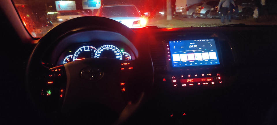 Встановлення магнітоли Teyes CC3 у Toyota Camry 30 5