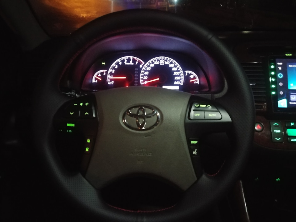 Встановлення керма Camry 40 на фінальній стадії. 4