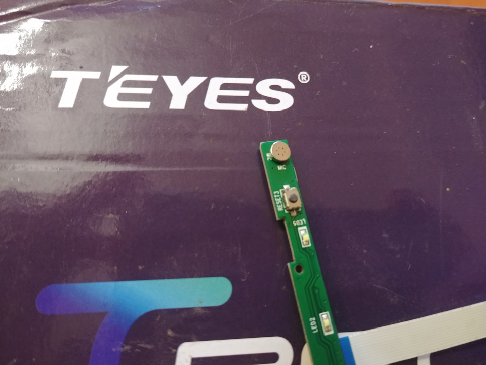 заміна мікрофона магнітола Teyes spro cc2 1