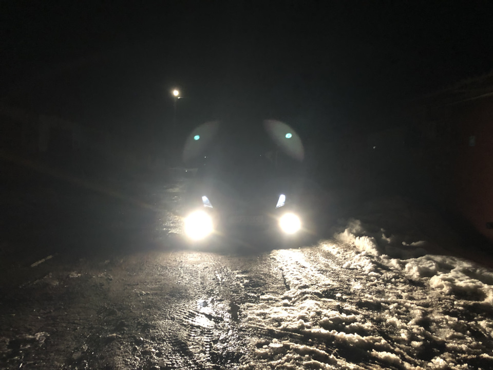 OSRAM Night Breaker у протитуманки Камрі 40 5