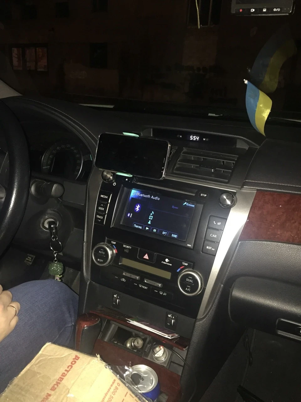 Кріплення для телефону на повітропровід