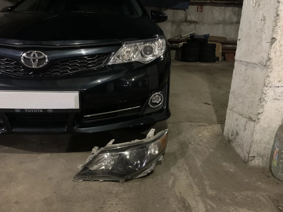 Bi-LED лінзи в camry 50 usa