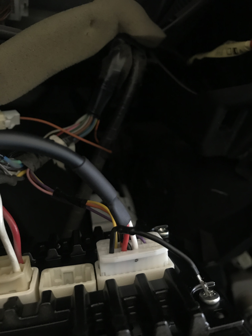 AUX 2