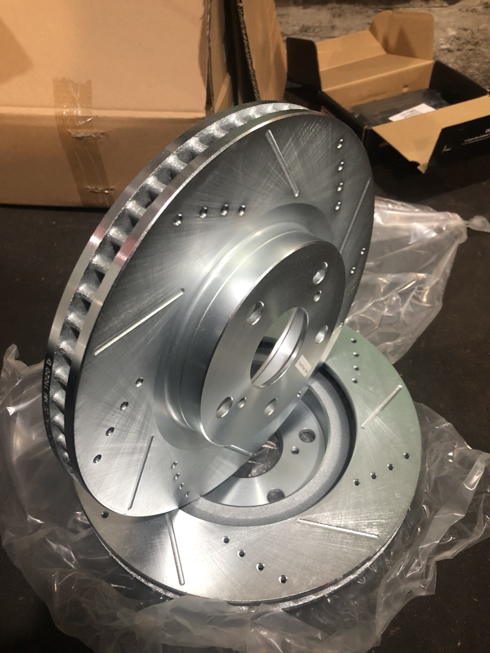 Американка отримала Powerstop установка гальмівних дисків, та гака для транспортування 3
