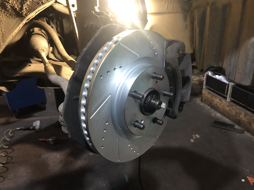 Американка отримала Powerstop установка гальмівних дисків, та гака для транспортування 5