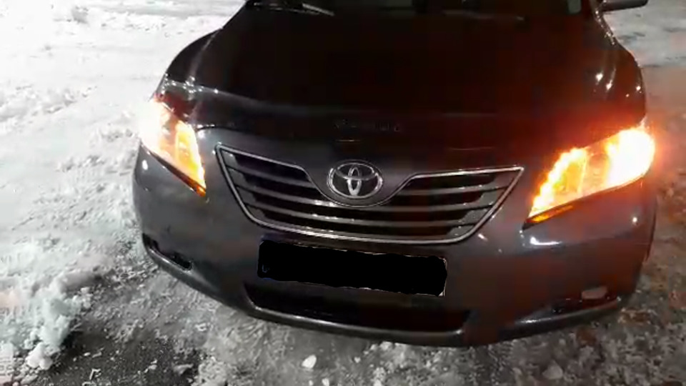 Біксенонові лінзи Hella 3R + Гнучкі Crystal LED Strip DRL з поворотником, що біжить 1
