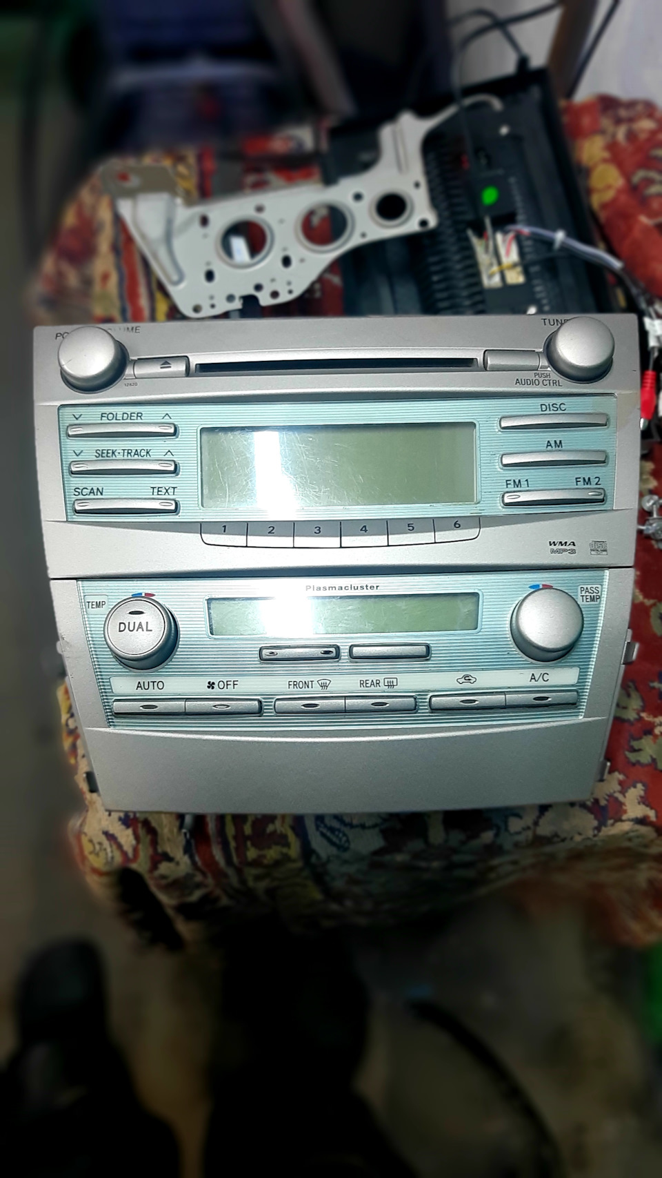 10.2 Дюйми в Тойоту 4