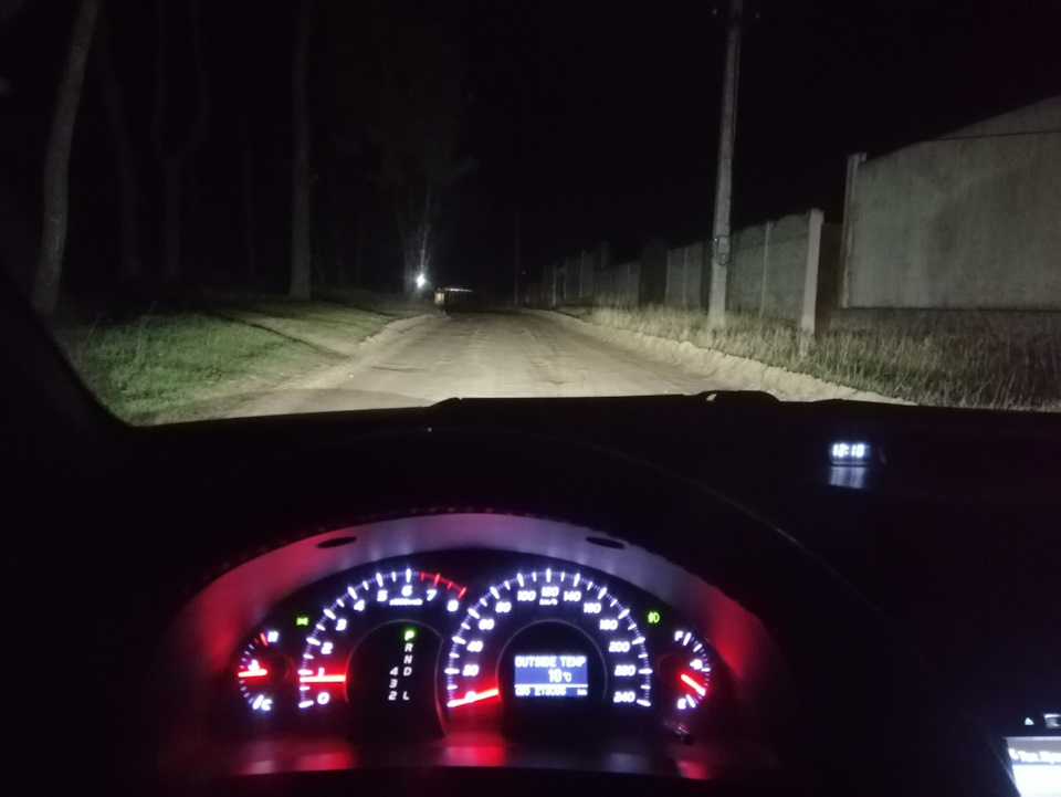 Головне Світло, на Toyota Camry V40 4